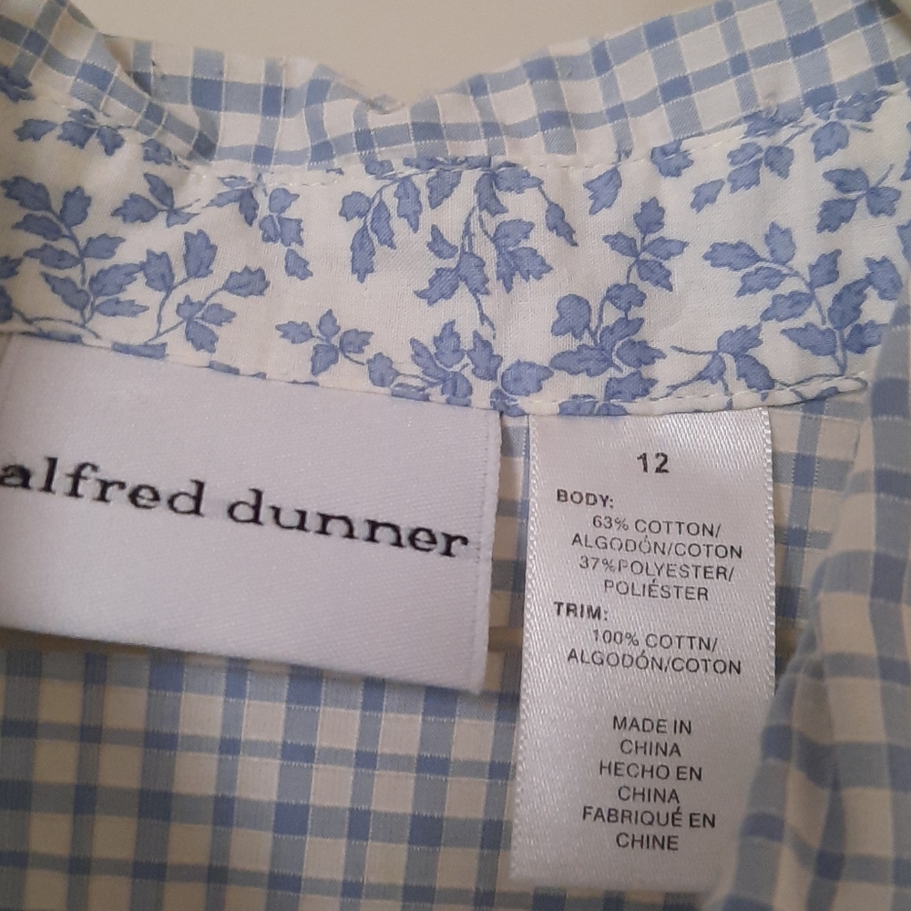 Blue plaid button down top - Picture 4 of 8